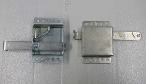 Los Angeles Quickly Locksmith Los Angeles, CA 310-765-9489 - 9-Garage-Door-Locks